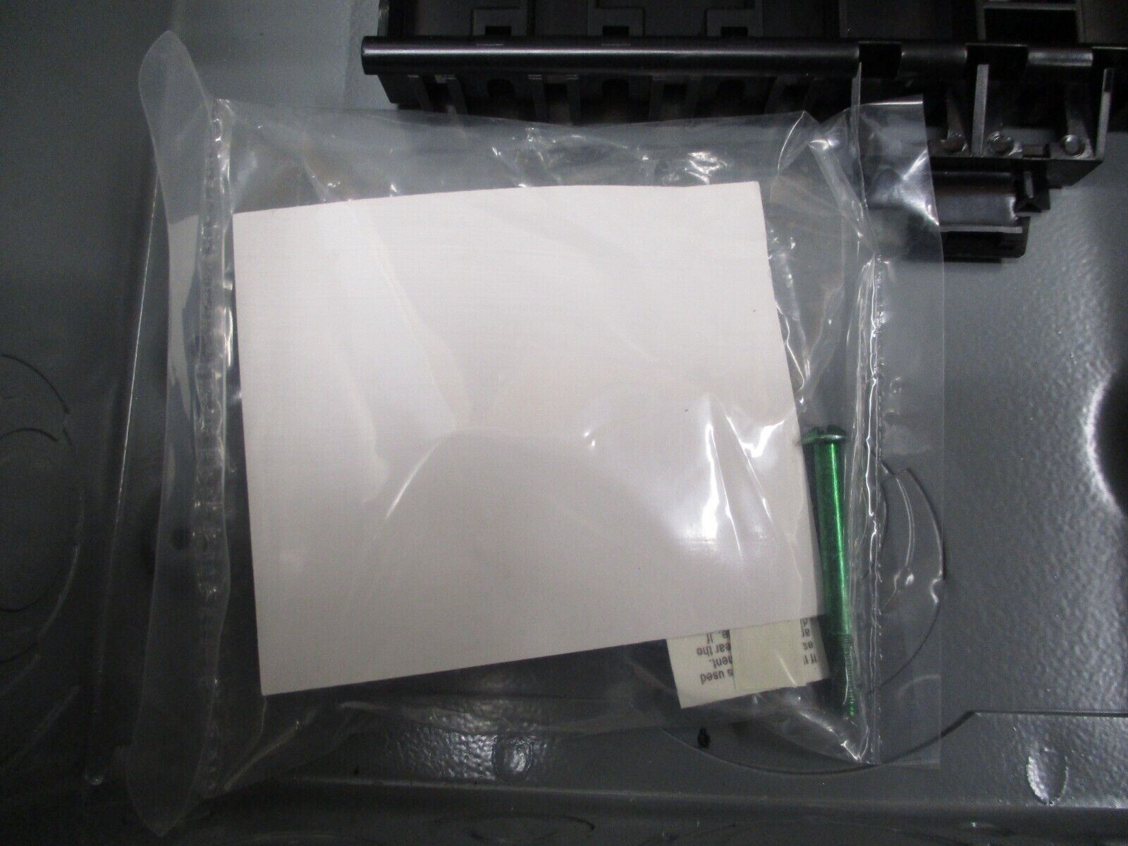 Square D Outdoor Load Center QOB816L100RB Ser. G04 100A 120/240V 1Ph 50/60Hz
