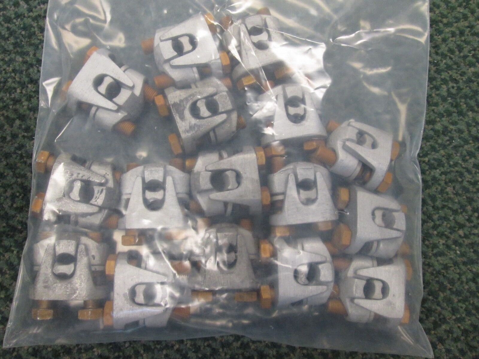 Ilsco 2 Bolt Connector 250MCM-10 Size 250MCM *Lot of 16* Used