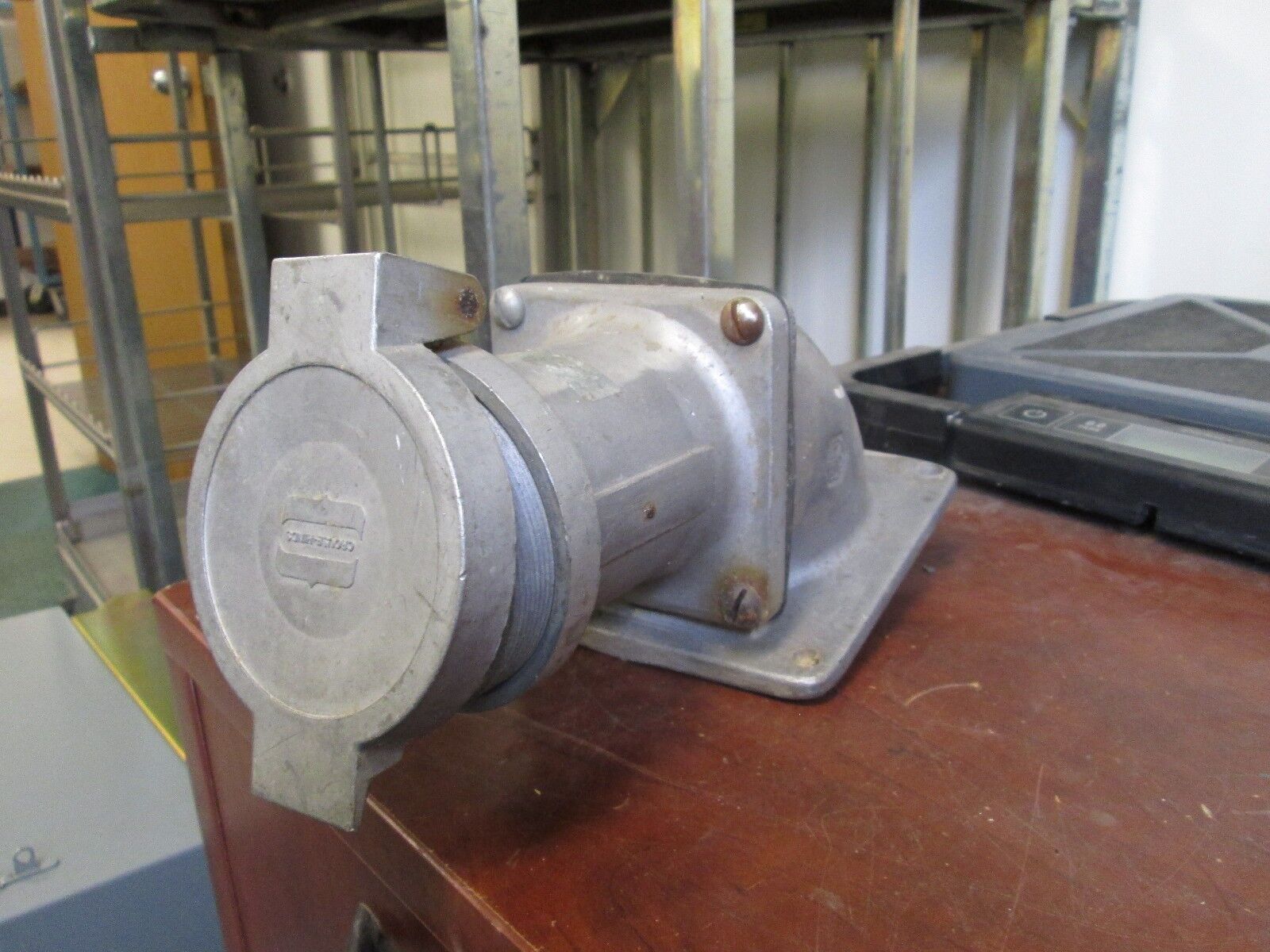 Crouse-Hinds Inlet w/Angle Adapter 100A 600V 4W Used