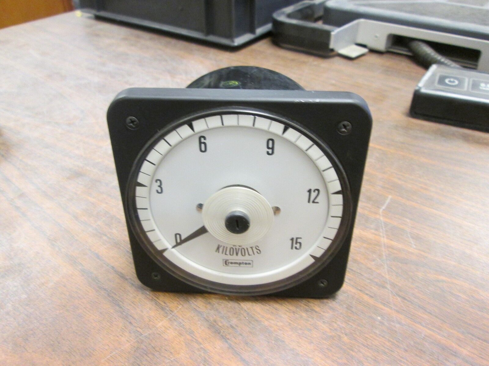 Crompton Kilovolt Meter 077-05GA-RSSJ-C6 Range: 0-15 KV Used