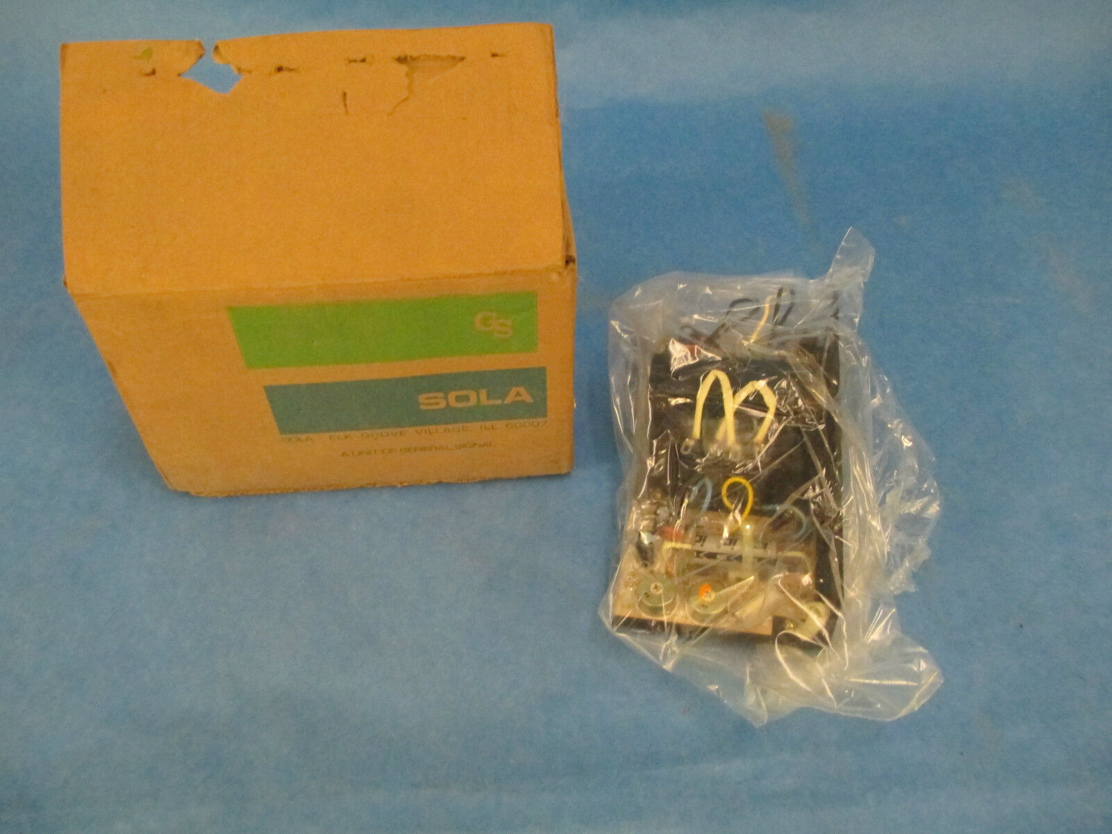 Sola Electric DC Power Supply, 83-12-2218, 120/240VAC-12VDC 1.8A, New in Box!!!