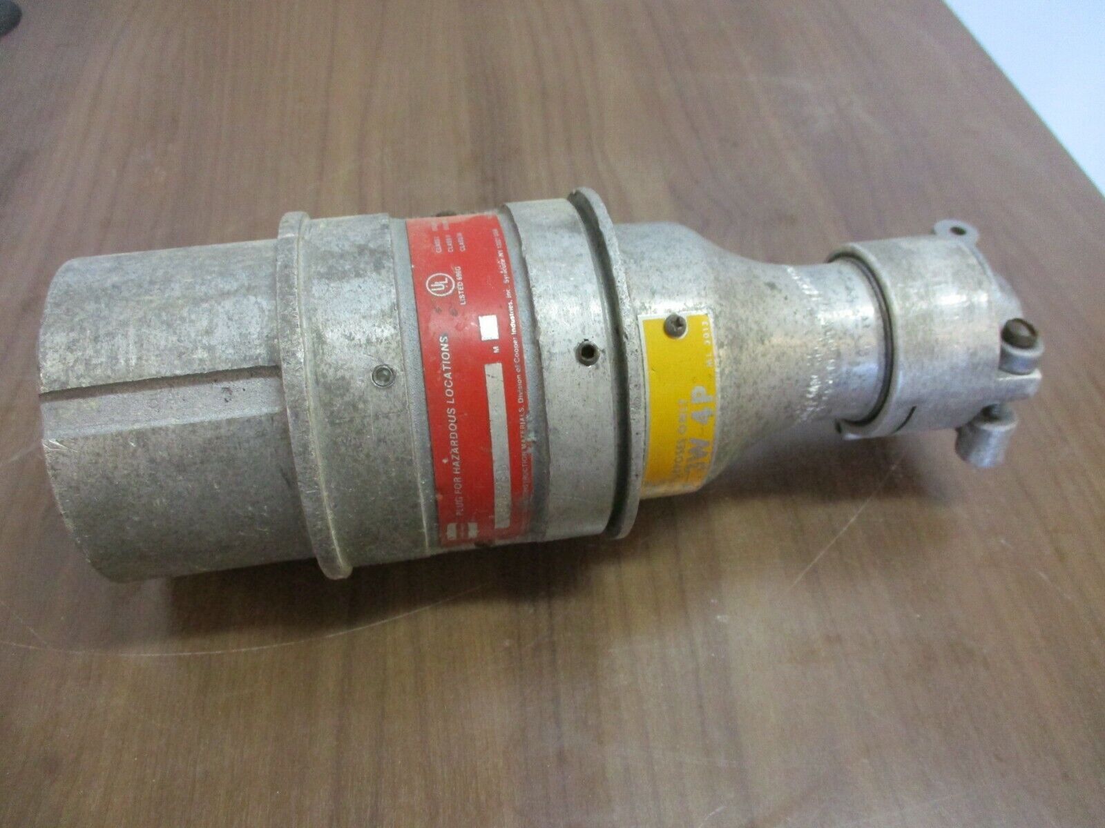 Crouse-Hinds, Plug, SP 3485D, 30A, 480V, 3Ph, 60Hz, 3W, 4P, used