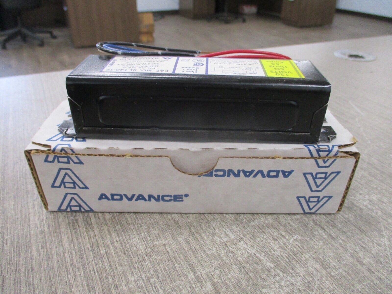 Advance Ballast RL-140-TP 5X788 120V 60Hz New Surplus