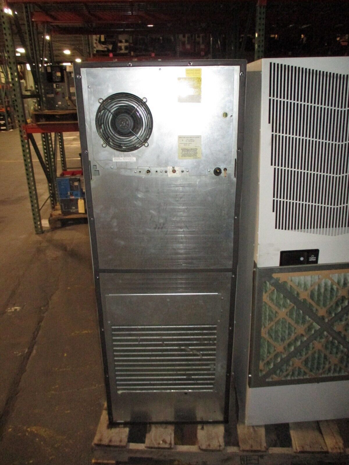Pentair Electronic Enclosure Air Conditioner G572046G050 400/460V 50/60Hz 3Ph