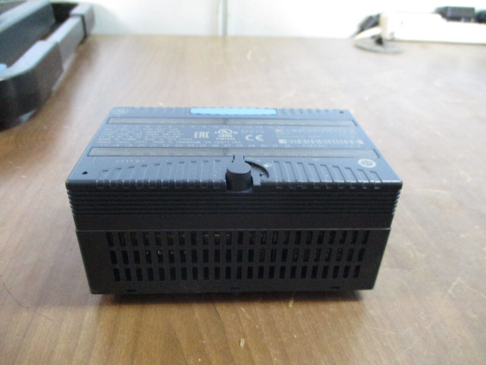 GE VersaMax Discrete Logic Input Module IC200MDL650L 24VDC 32PT Used