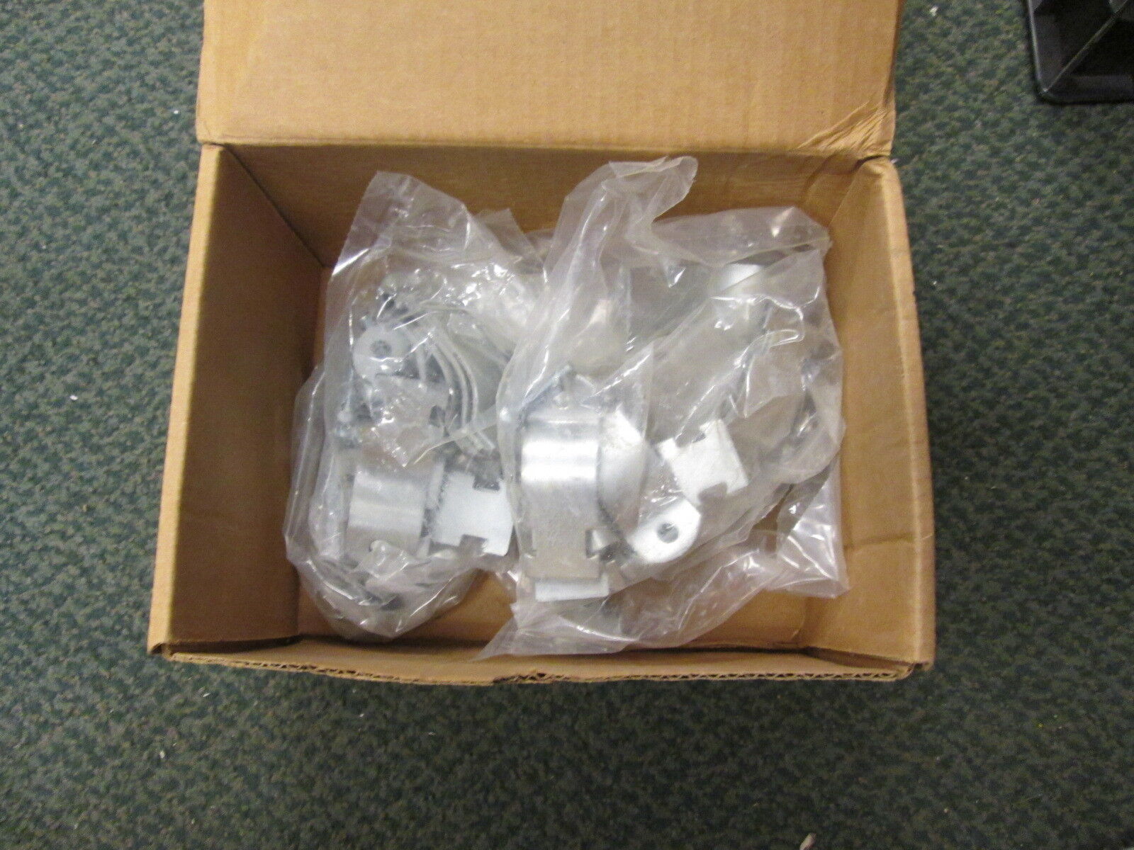 Caddy Screw on Box Support Clip 3508P For 1/2" Conduit to Metal Stud "Approx.90"