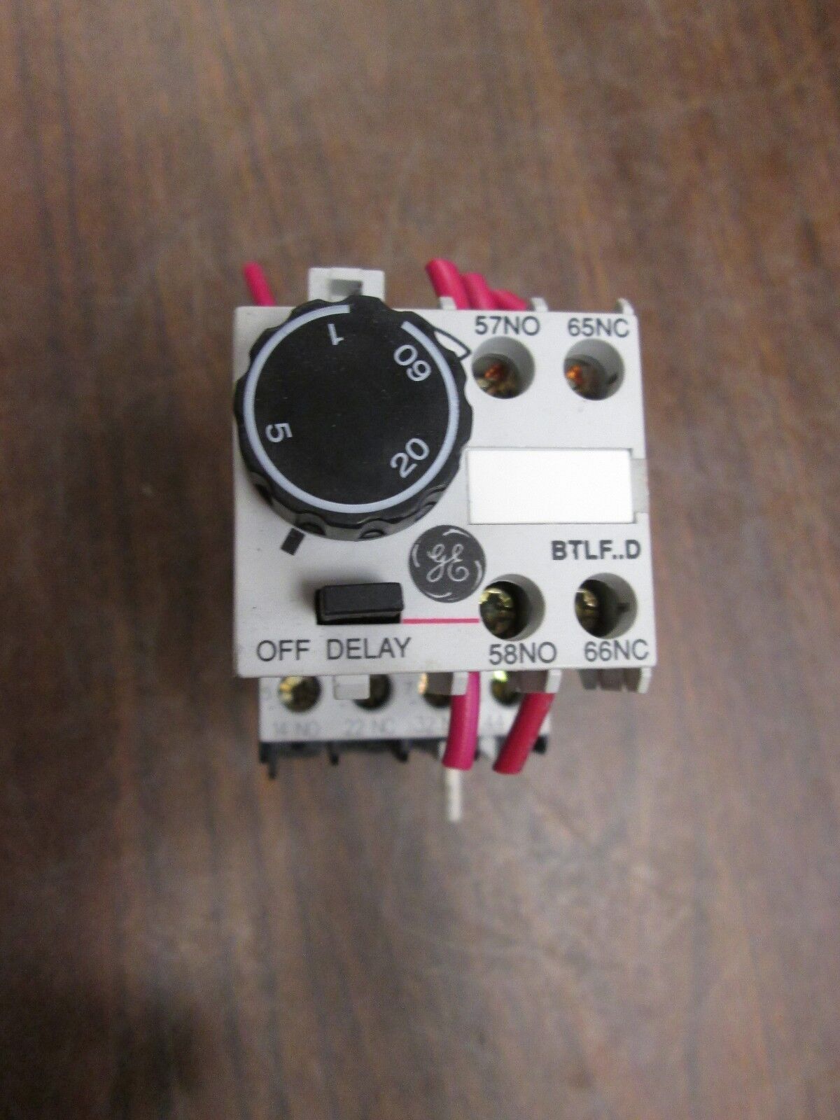 GE Contactor RL4RA022T BTLF60D BSLR2K 120V Coil Used