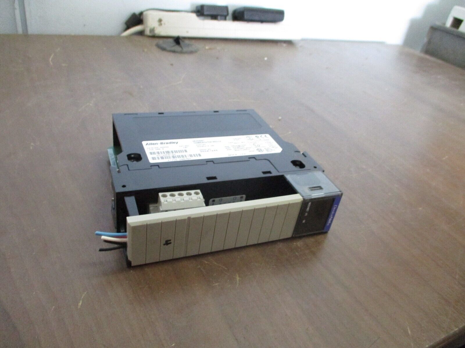 Allen-Bradley DeviceNet Comm. Module 1756-DNB Ser. B Rev. E01 F/W Rev: 6.002