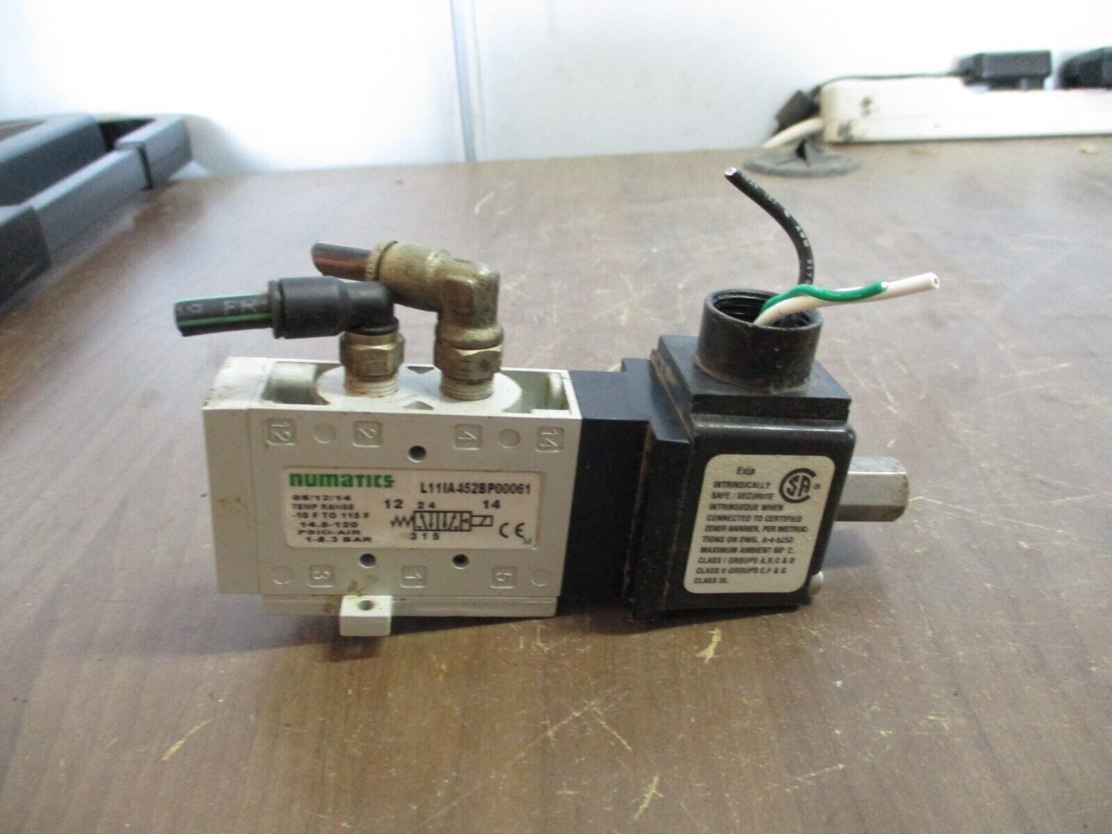 Numatics Solenoid Air Control Valve L11IA452BP00061 14.5-120PSIG -10-115°F Used