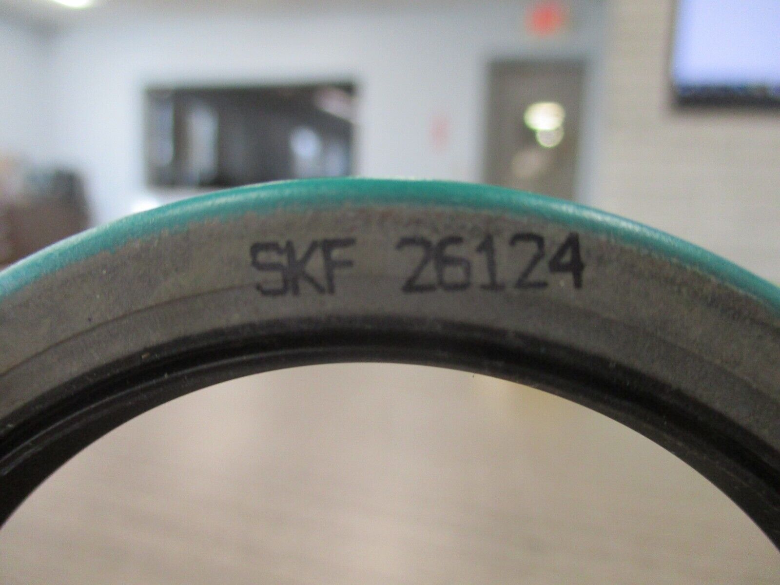 SKF CR Seal 26124 New Surplus