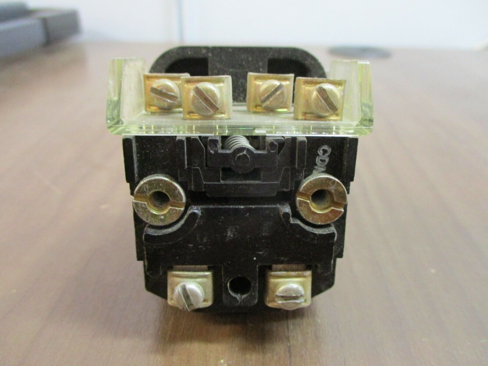 Allen-Bradley Illuminated Push Button 800T-PT16 Ser. N Green Used