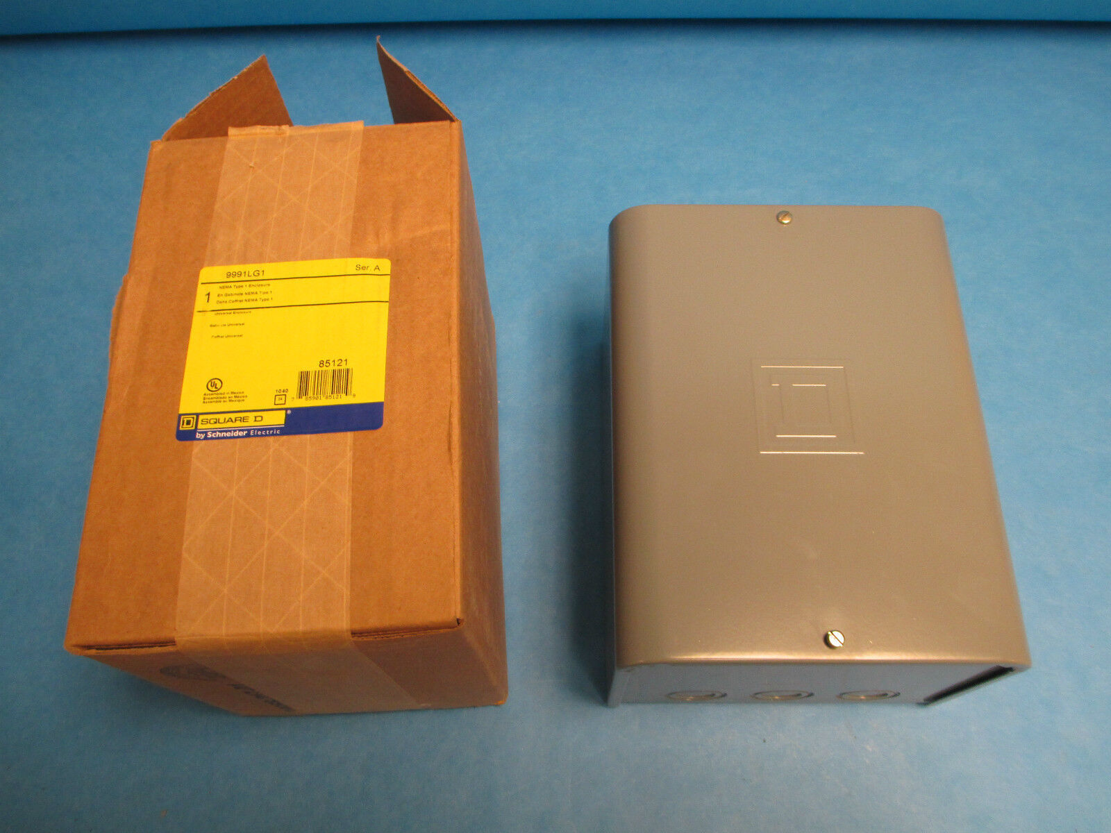 Square D Universal Enclosure 9991LG1 New Surplus