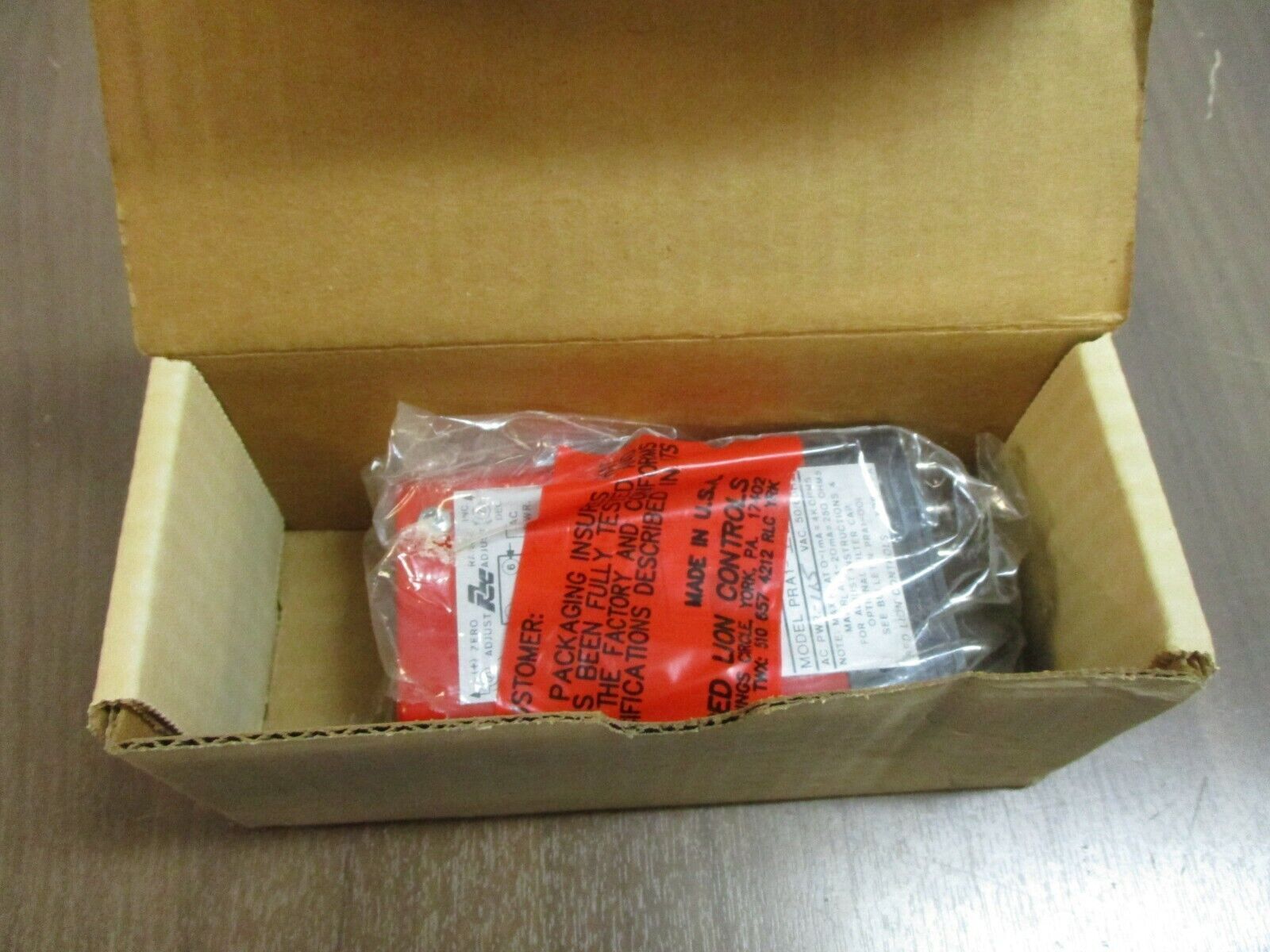 Red Lion Controls Pulse Rate Converter PRA11021 New Surplus