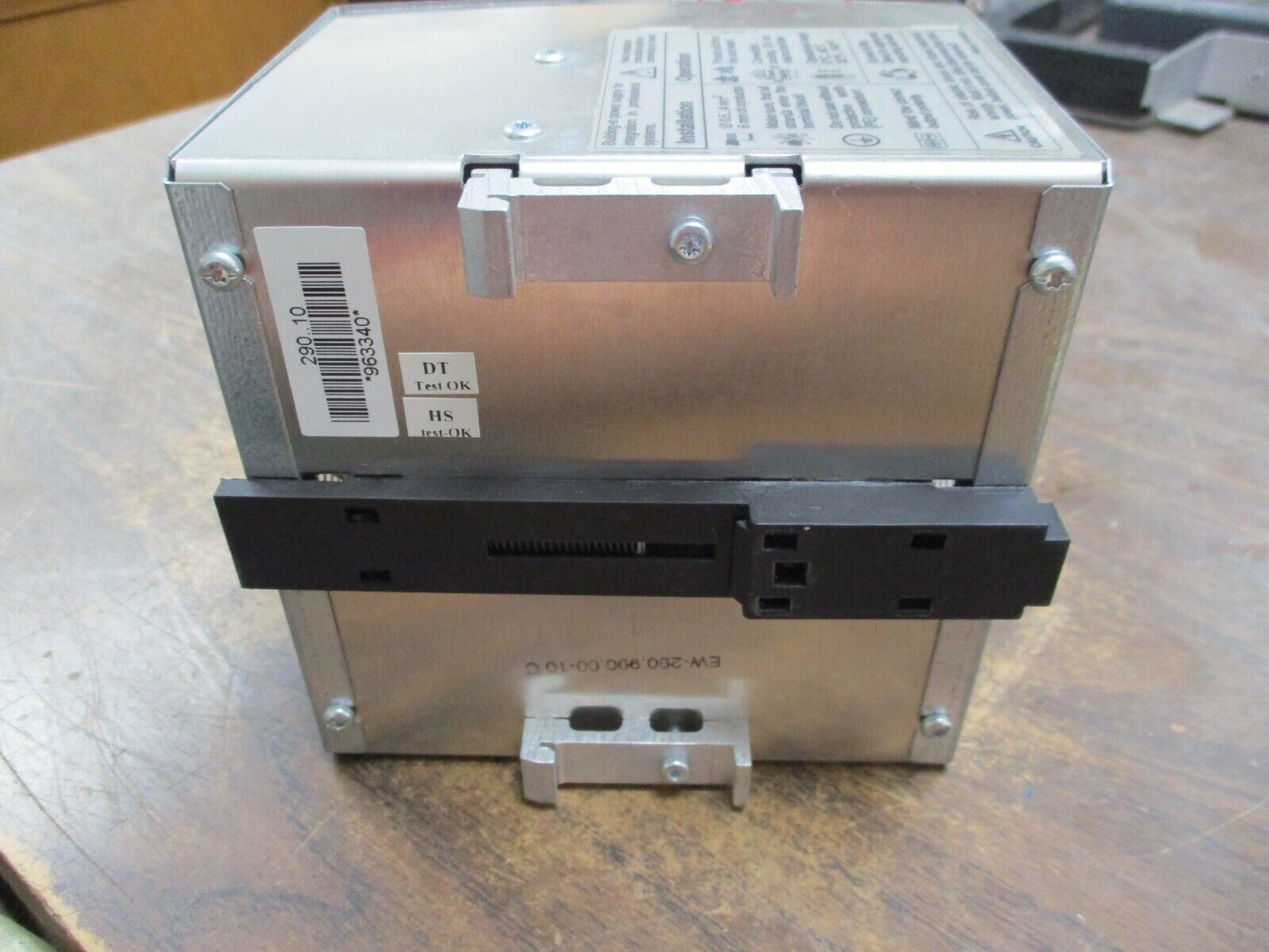 Sola Power Supply SDN 10-24-100 Input: 115/230VAC 50-60Hz 6.0A/2.8A Used