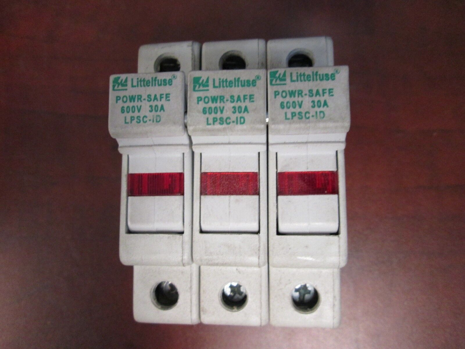 Littlefuse Fuseholder LPSC-ID 3P 30A 600V Used