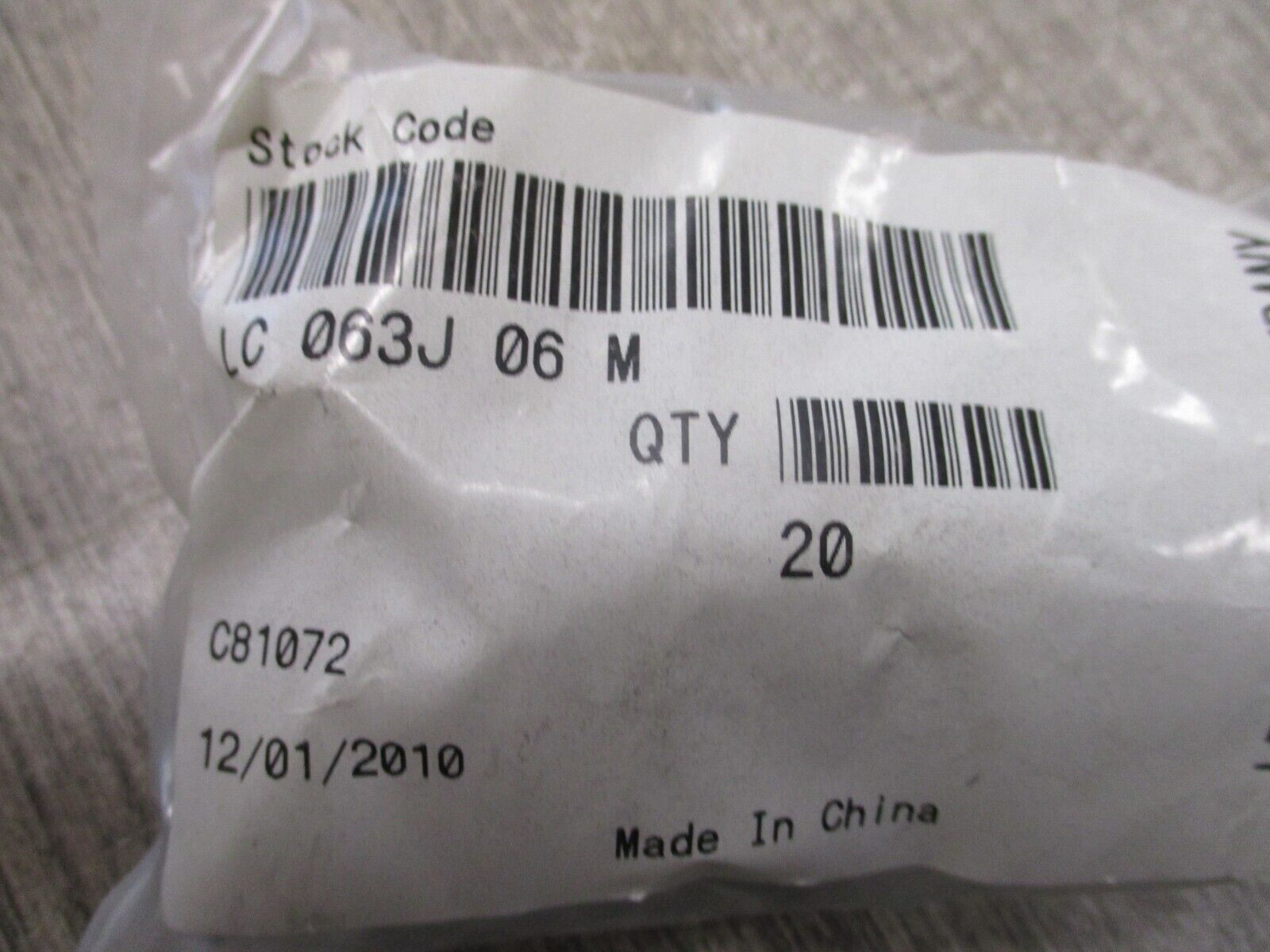 Lee Spring Company Helical Compression Spring LC 063J 06 M New Surplus