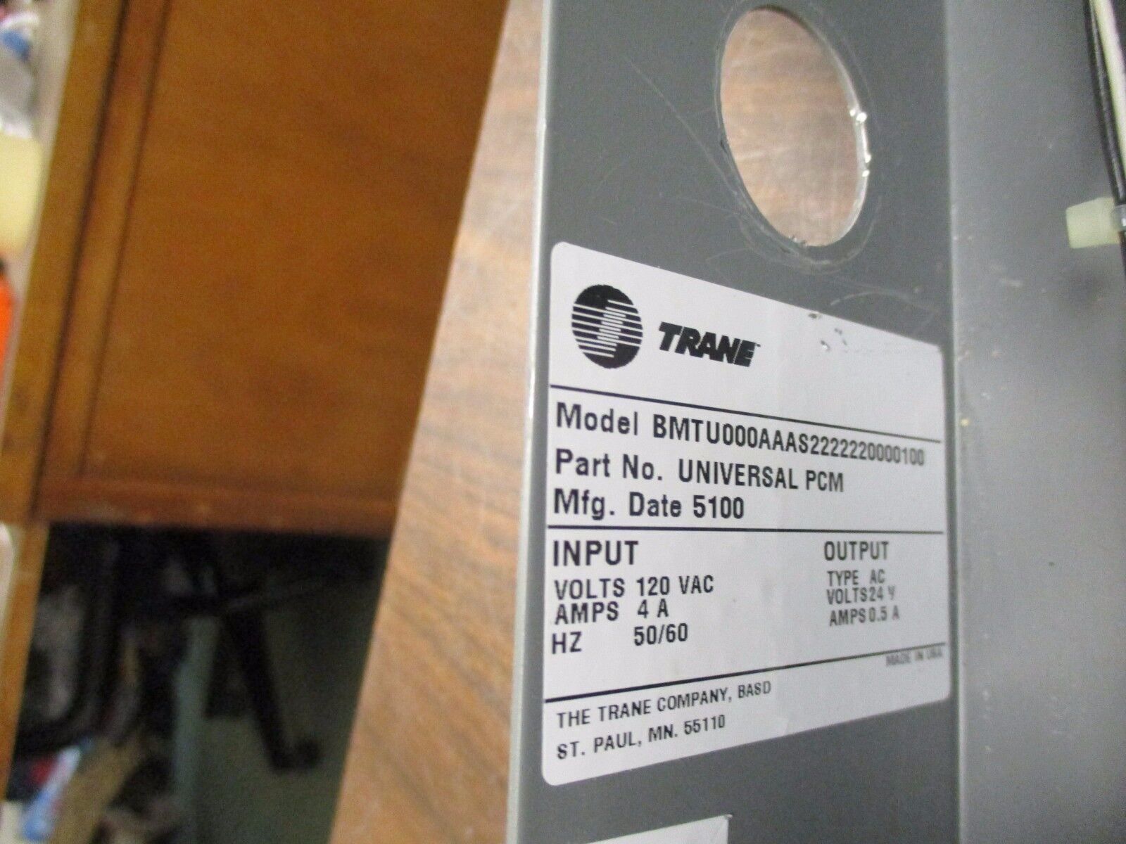 Trane Universal PCM BMTU000AAAS2222220000100 Input: 120VAC 4A Output: 24VAC 0.5A