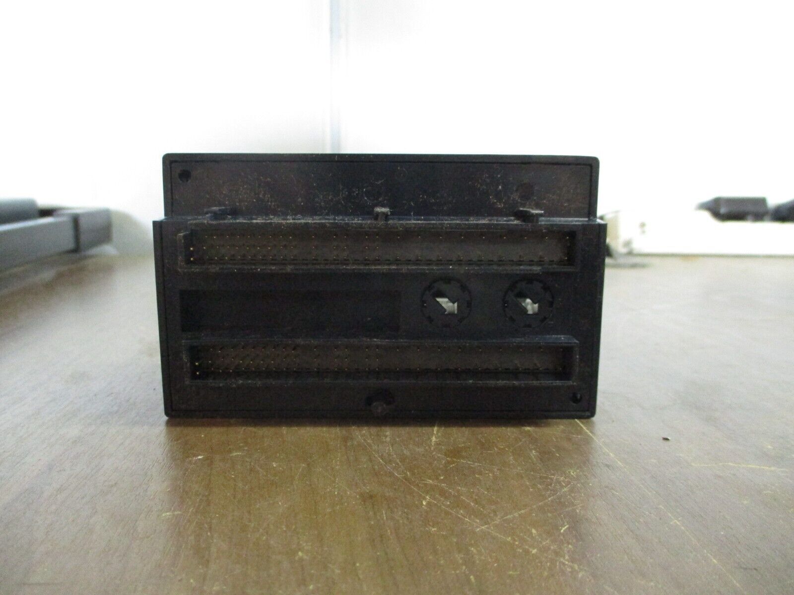 GE VersaMax Isolated Input Module IC200MDL632J 125VDC 16PT Used