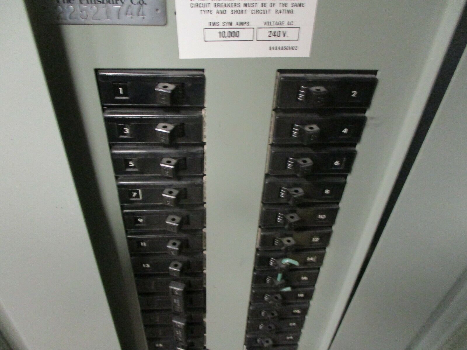 Westinghouse Main Breaker Circuit Breaker Panel MP-32229 225A Max 120/208 3Ph 4W