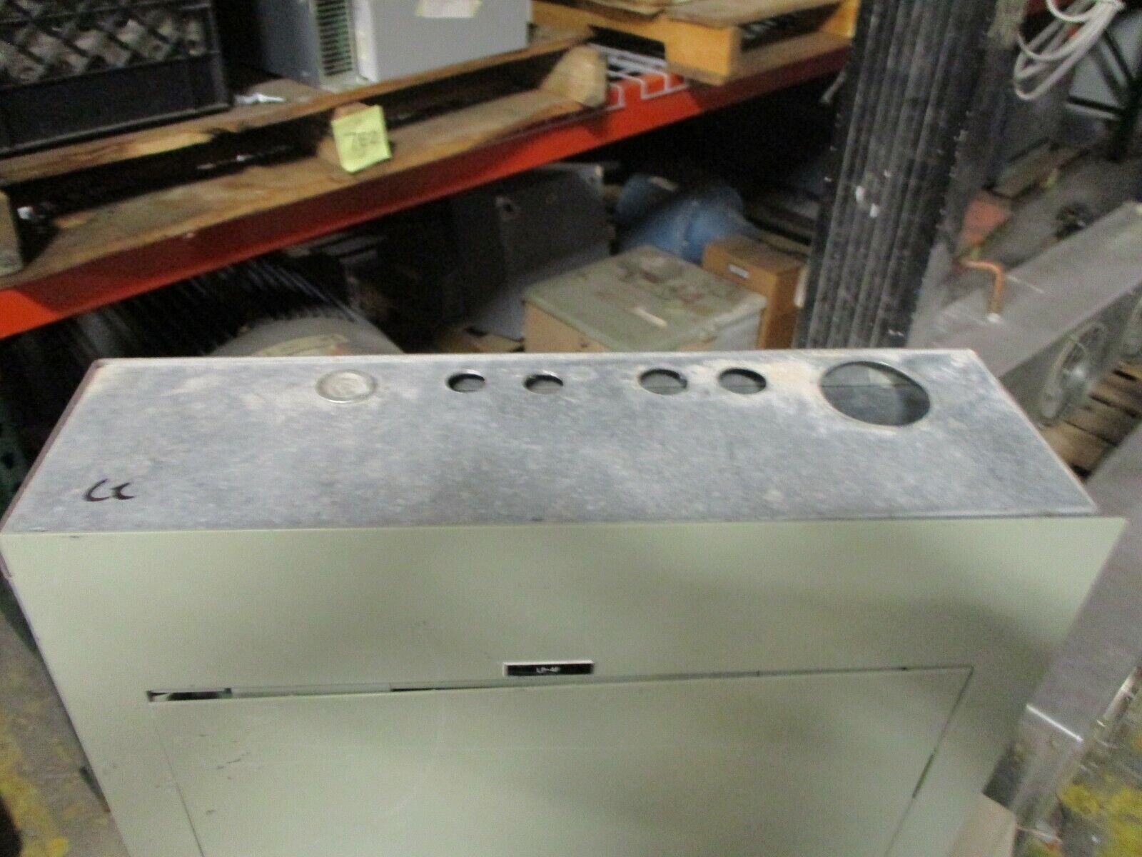 Westinghouse Main Breaker Circuit Breaker Panel MP-32229 225A Max 120/208 3Ph 4W