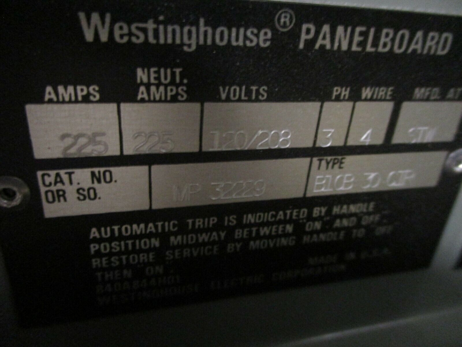 Westinghouse Main Breaker Circuit Breaker Panel MP-32229 225A Max 120/208 3Ph 4W