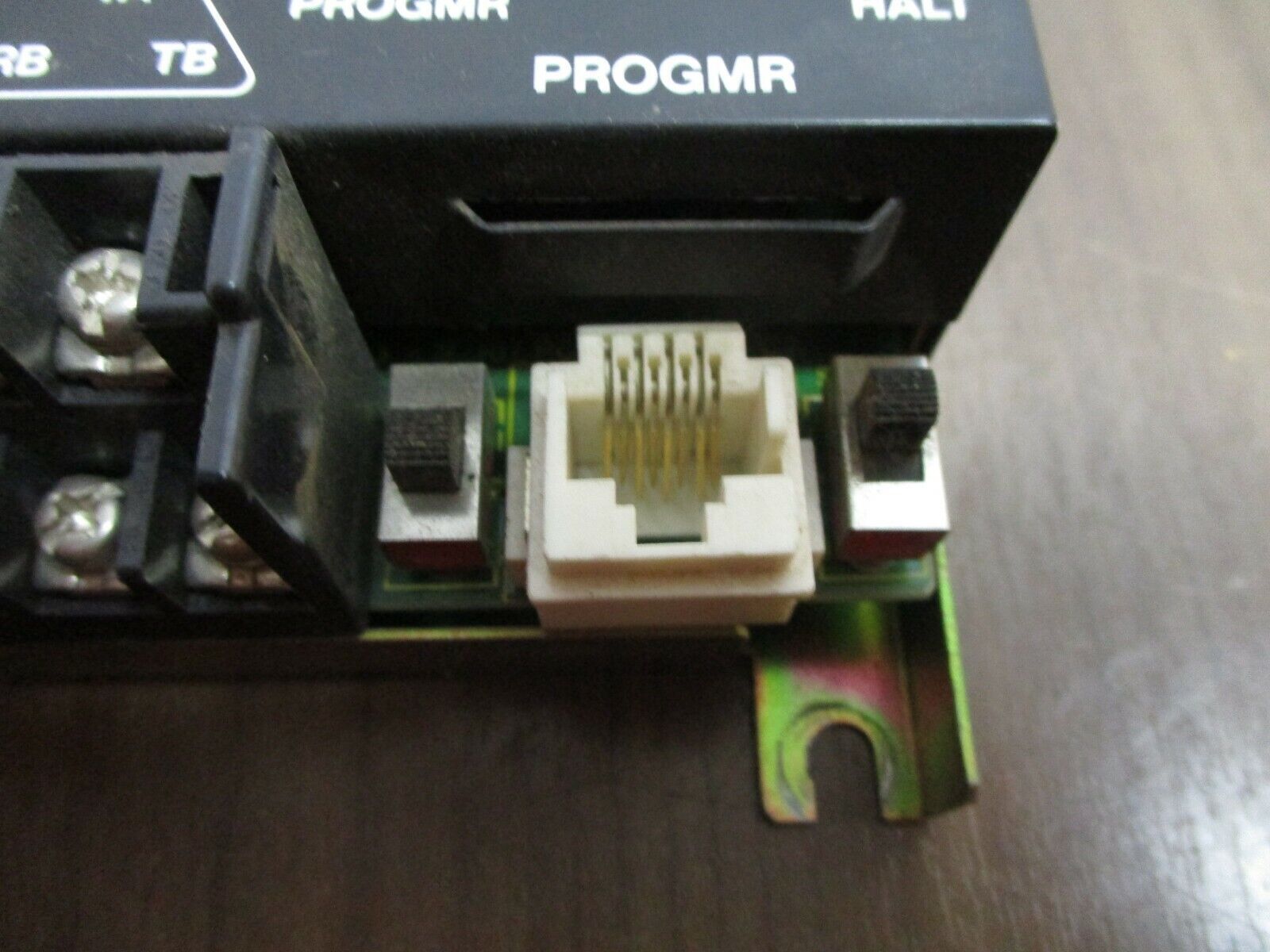 Eaton/Cutler-Hammer D100 Programmable Controller D100CR14 Ser. A1 115VAC Used