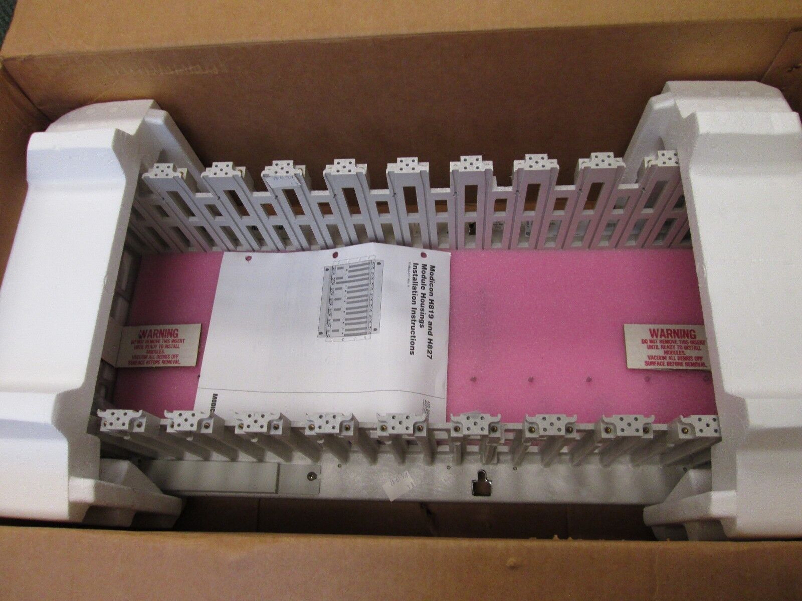 Modicon PLC Rack AS-H827-209