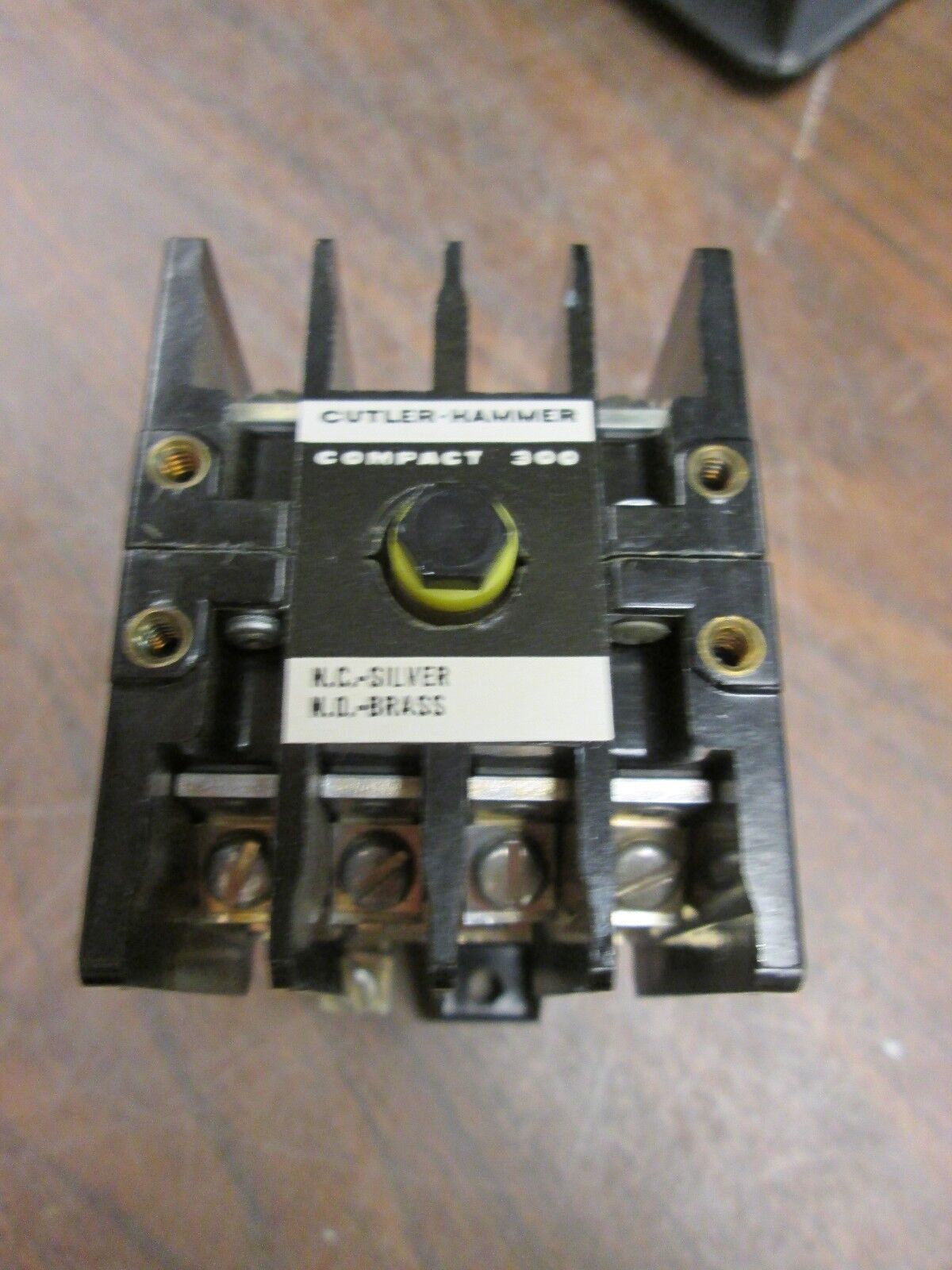 Cutler-Hammer Relay No. 911 9575H2269B 115/120V Coil 6A 300V Used