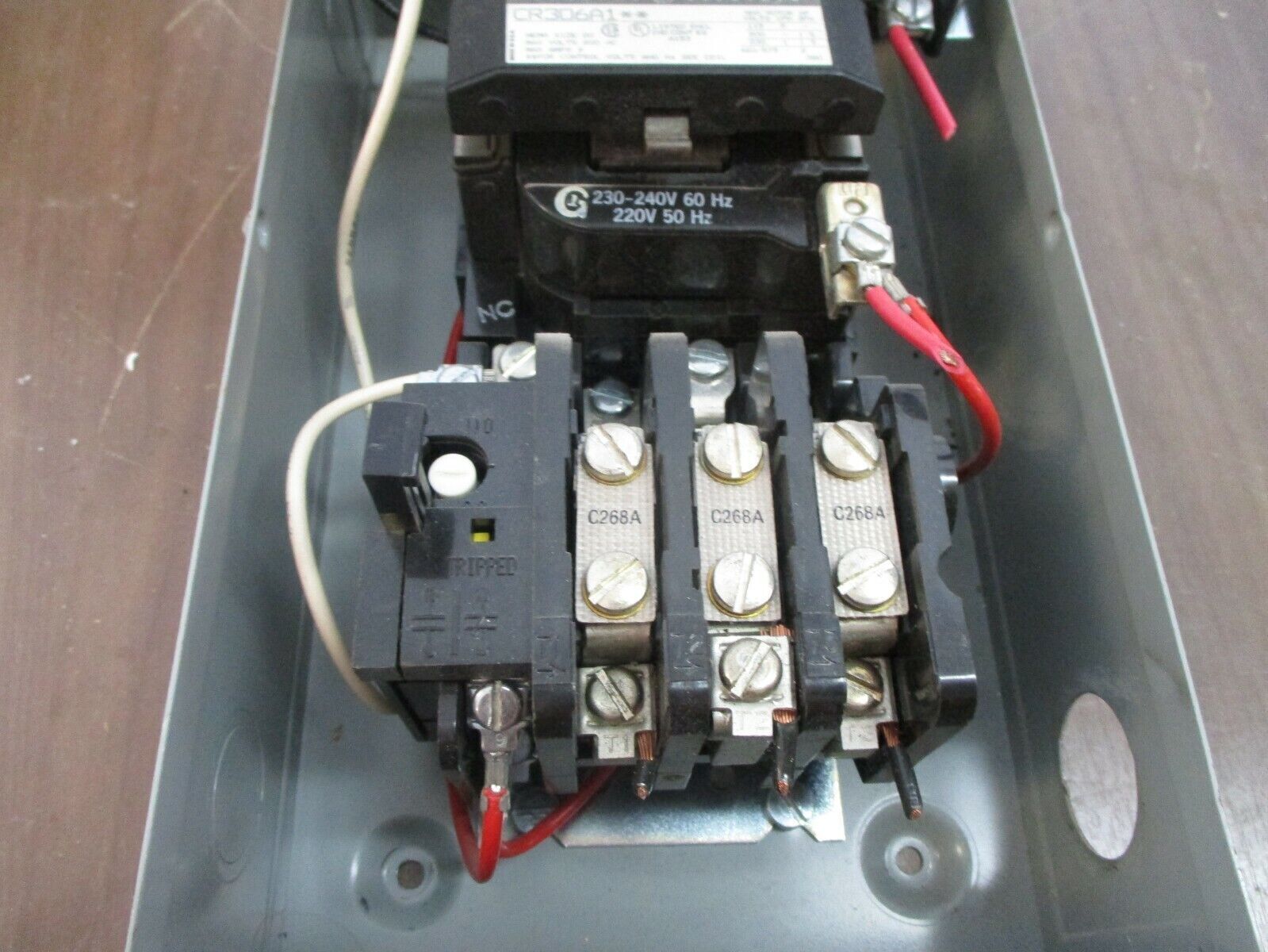 GE Enclosed Size 00 Starter CR306A1** 230-240V Coil 9A 600VAC Type 1 Enclosure