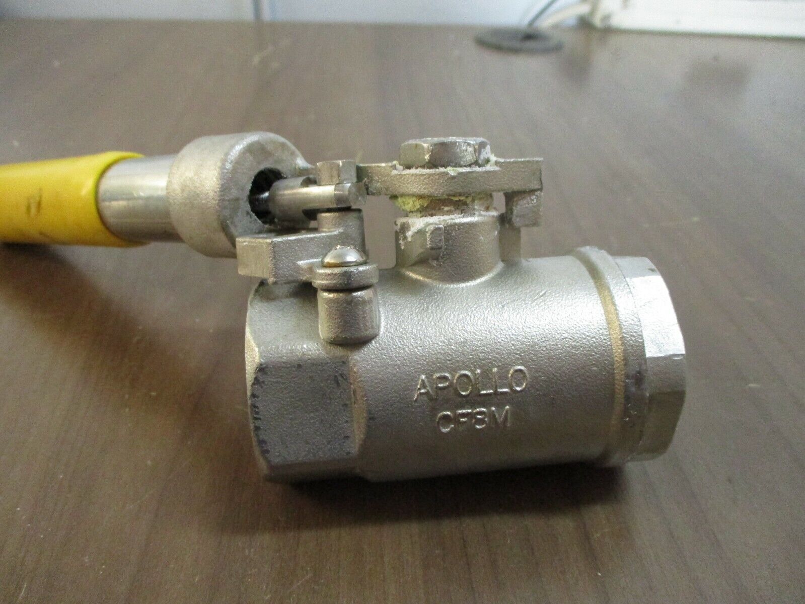 Apollo Stainless Steel Ball Valve Size: 1¼" 2000 WOG Used