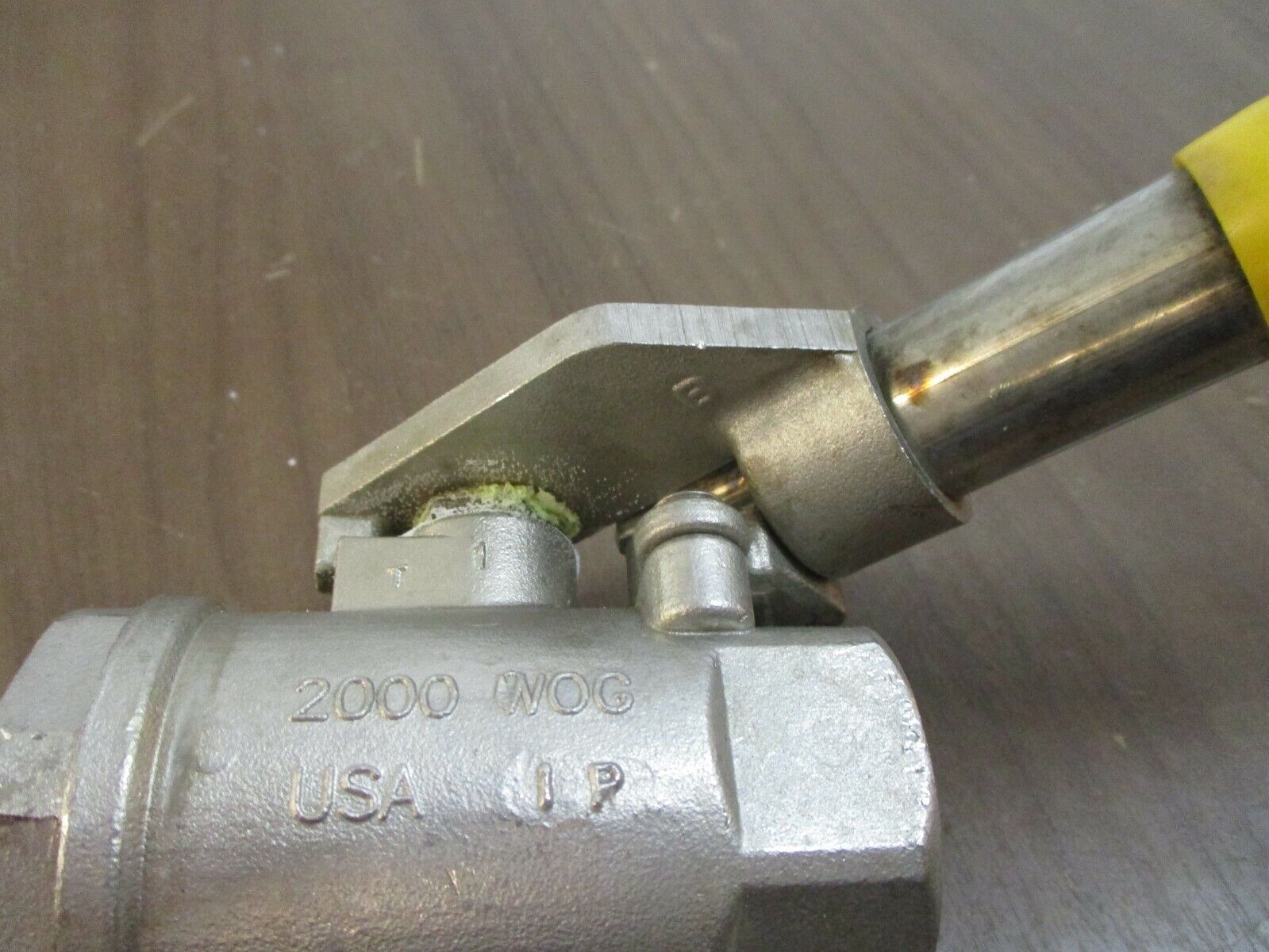 Apollo Stainless Steel Ball Valve Size: 1¼" 2000 WOG Used