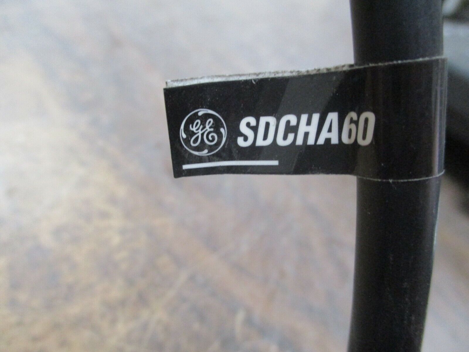 GE Distribution Cable Harness SDCHA60 Length: 60" *Broken Clamp* Used