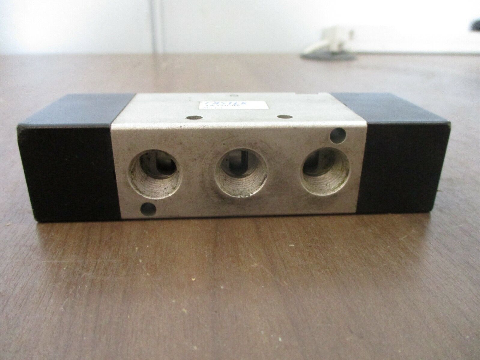 Fastek Valve 4A320-08 Used