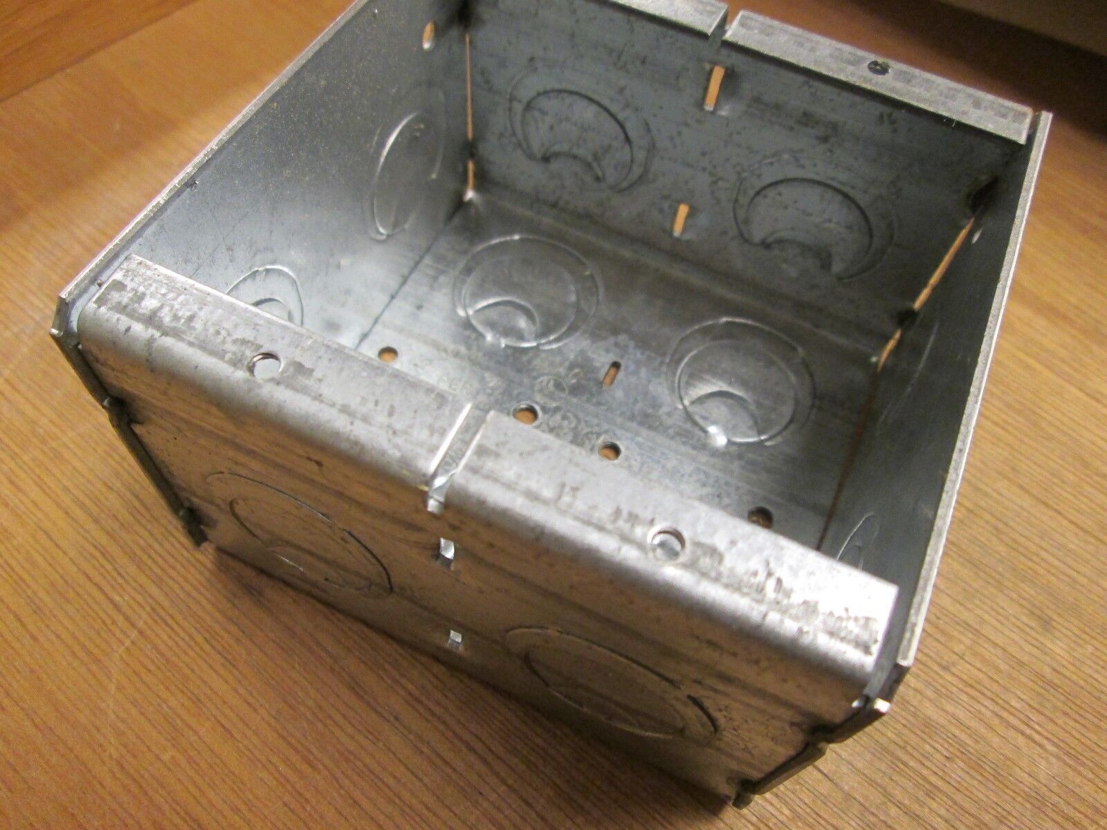 Thomas & Betts Masonary Box 2-MBS Size 3-3/4" square 2-1/2" deep box of 10