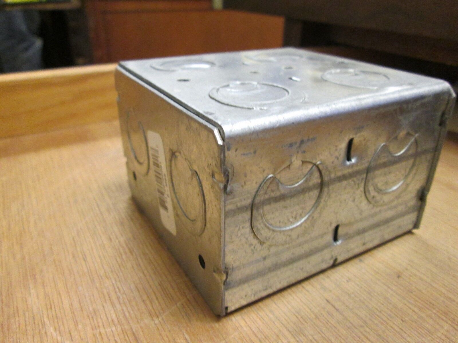 Thomas & Betts Masonary Box 2-MBS Size 3-3/4" square 2-1/2" deep box of 10