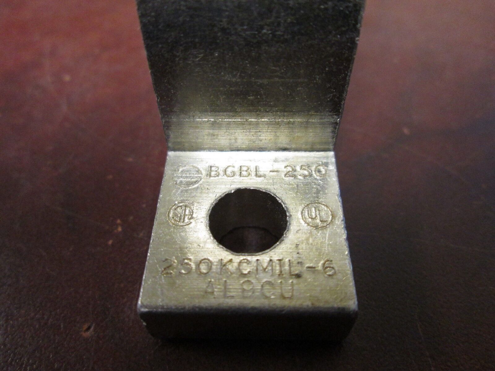 Burndy Lay in Lug BGBL-250 Size: 250 MCM *Lot of 4* New Surplus