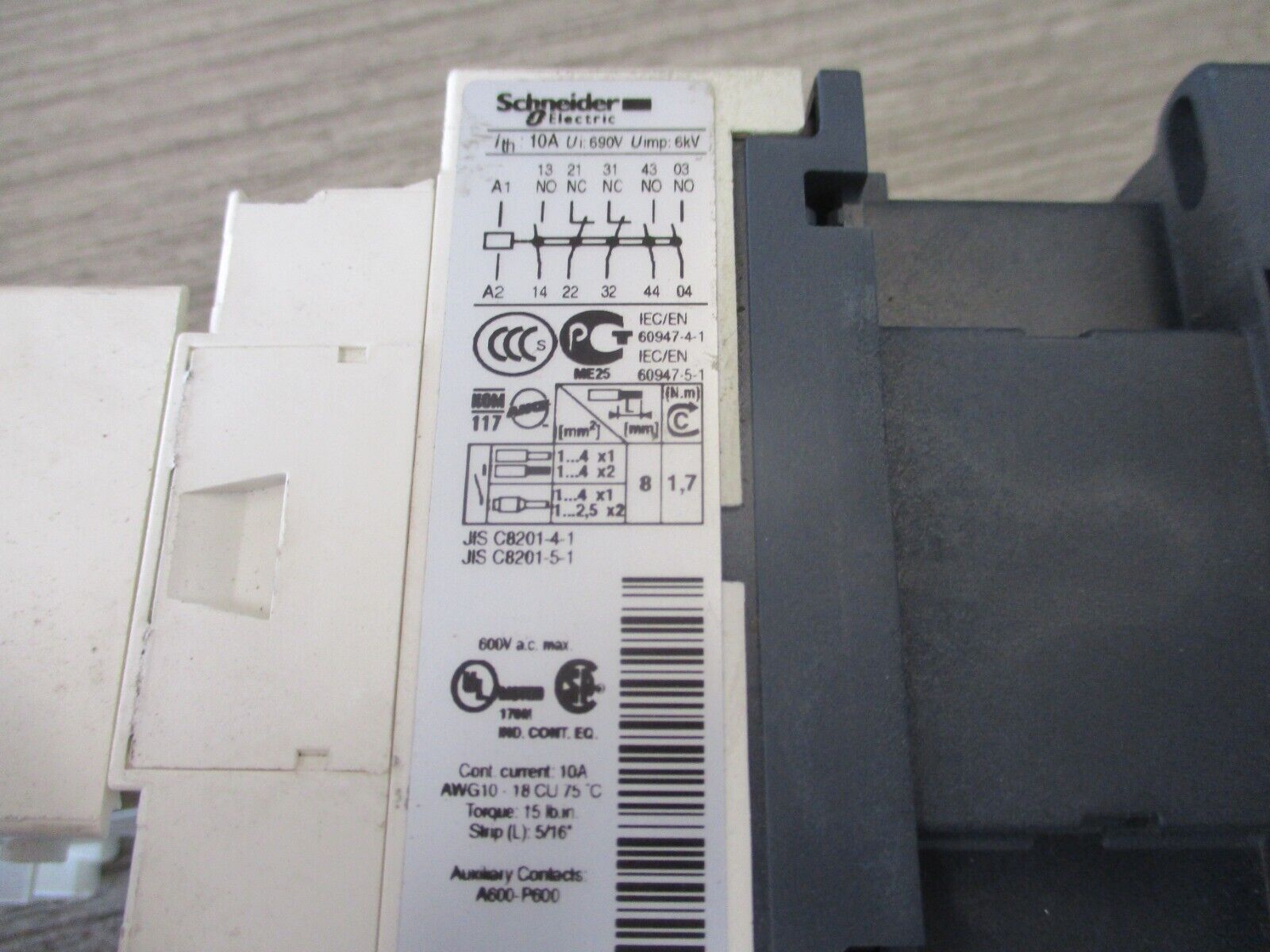 Sneider Electric Time Delay Relay LADT2/CAD32 On Delay: 0.1-30s 120 V Coil.
