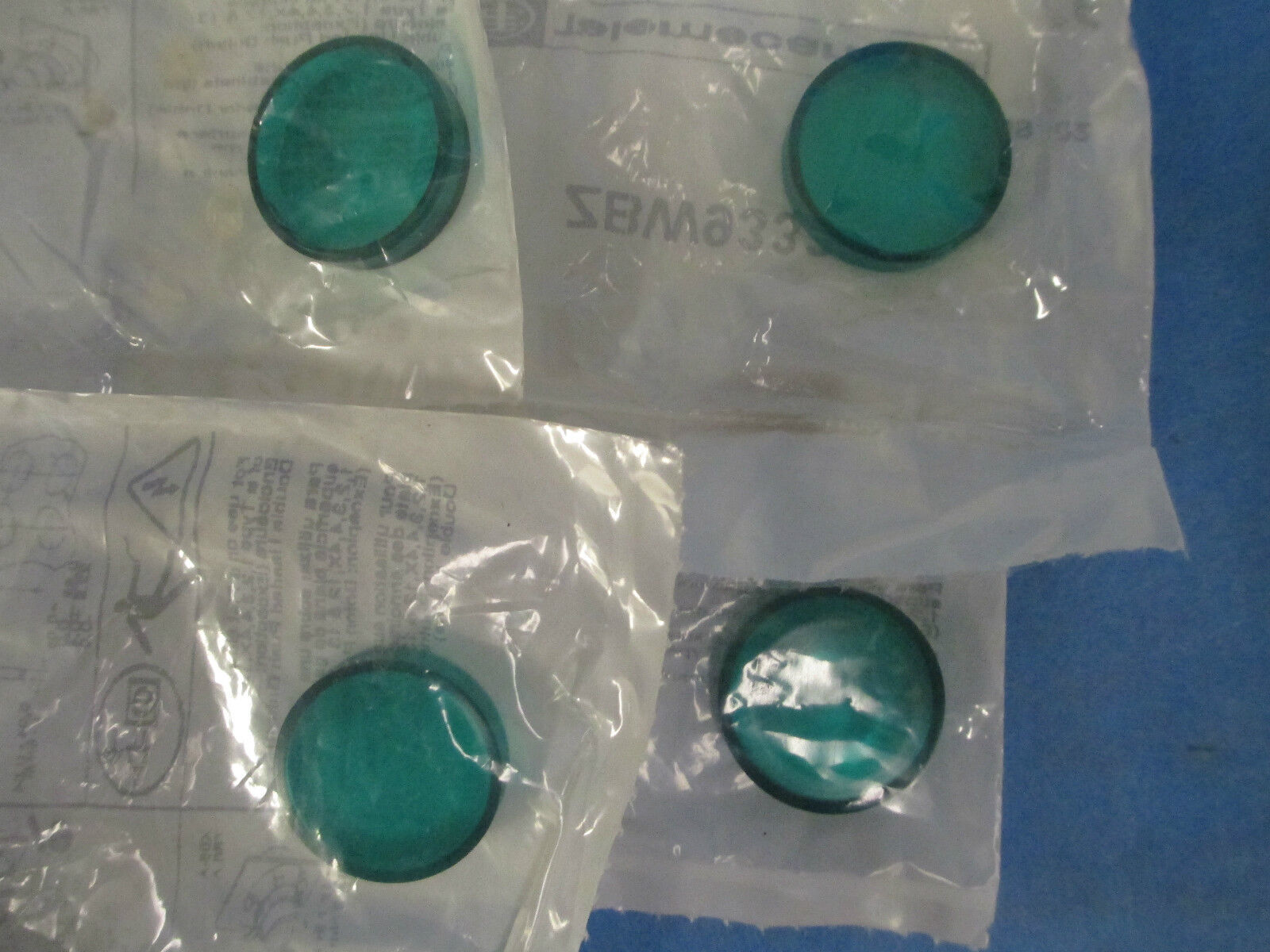 Telemecanique ZBW9333 Green Lens Cover Switch Pilot Light 20mm *Set of 4*