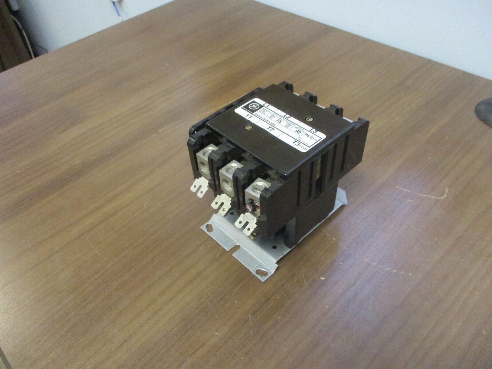 Cutler-Hammer Contactor CR353EG3BA1DD 115-120V Coil 75A 600V Used