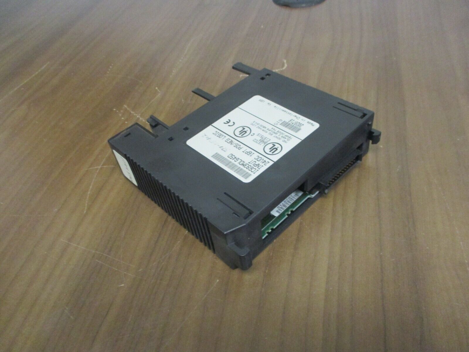 GE Fanuc Input Module IC693MDL645D 24VDC 16PT *Missing Terminal Cover* Used