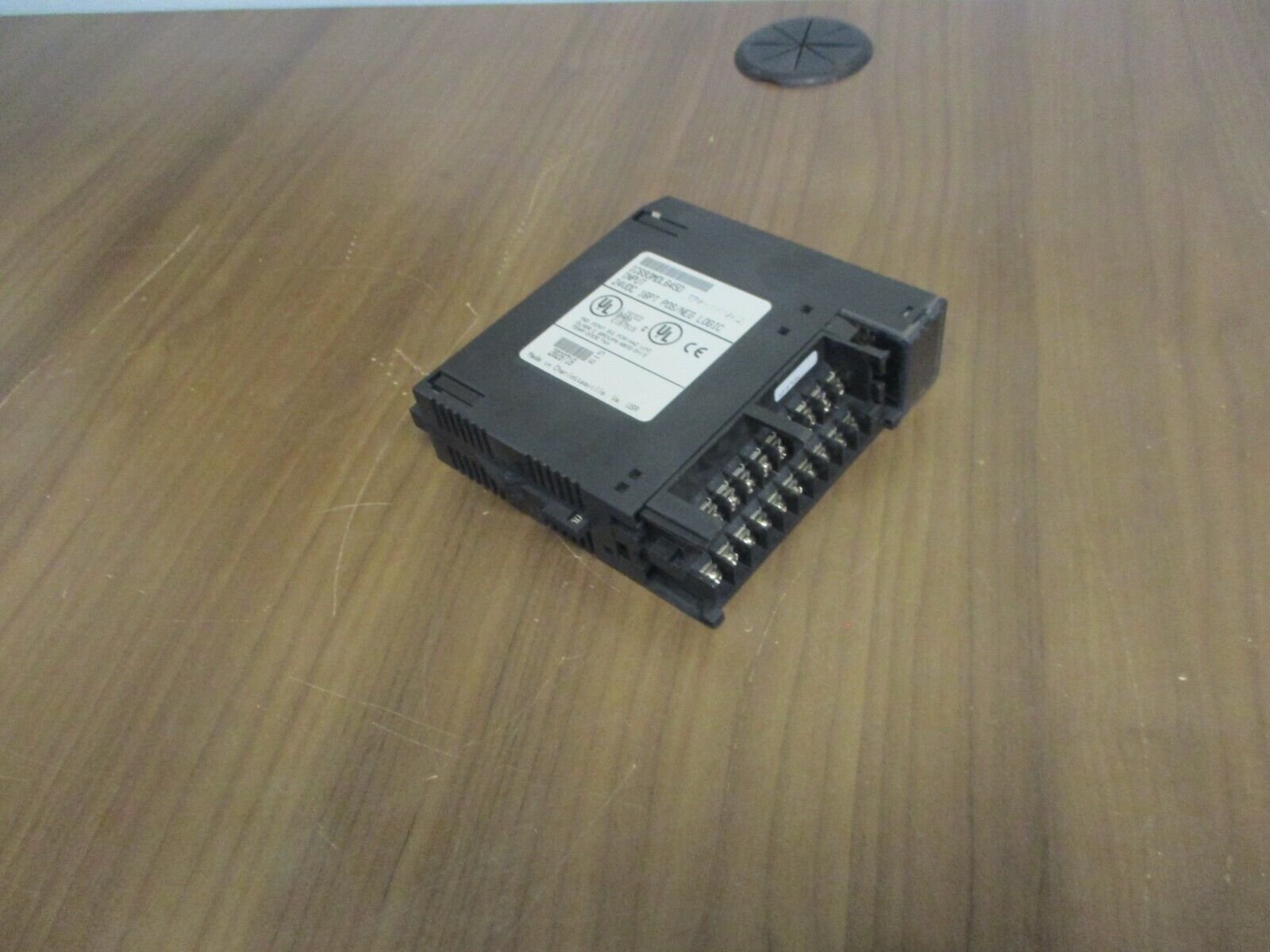 GE Fanuc Input Module IC693MDL645D 24VDC 16PT *Missing Terminal Cover* Used