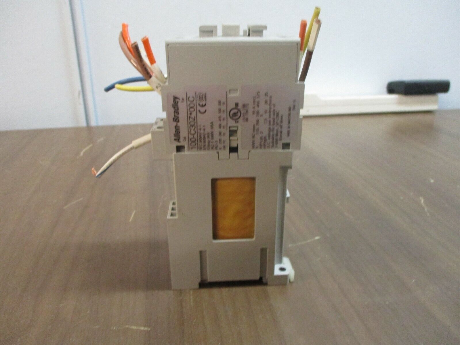 Allen-Bradley Contactor 100-C30Z*00 Ser. C 24VDC Coil 55A 600V w/ Aux Contact
