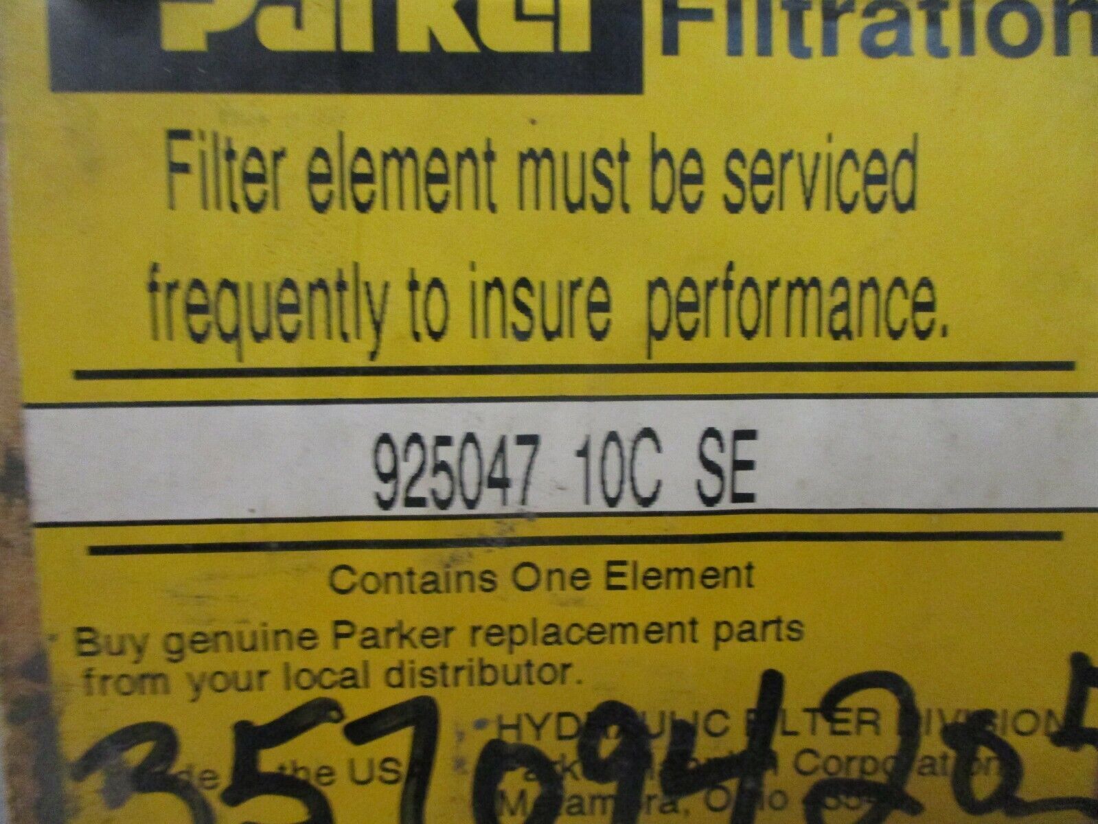 Parker Filter Element 925047 10C SE New Surplus
