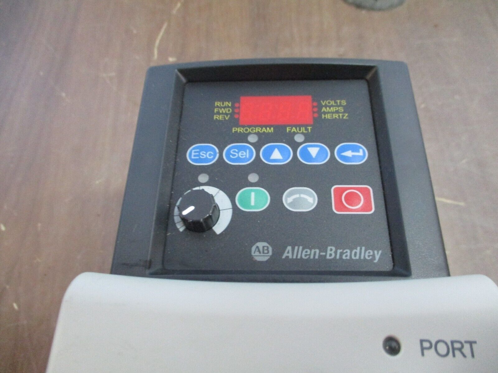 Allen-Bradley PowerFlex 40 AC Drive 22B-D1P4N104 0.5HP 3Ph Used