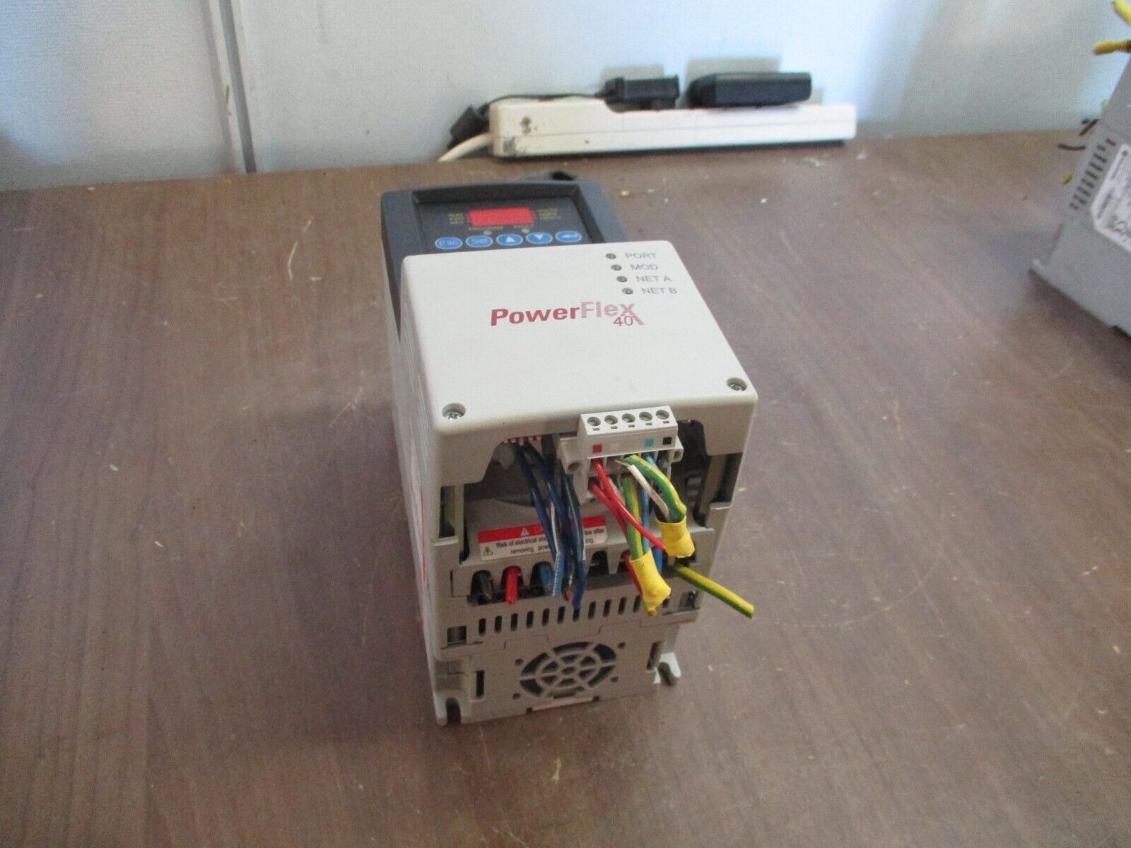 Allen-Bradley PowerFlex 40 AC Drive 22B-D1P4N104 0.5HP 3Ph Used