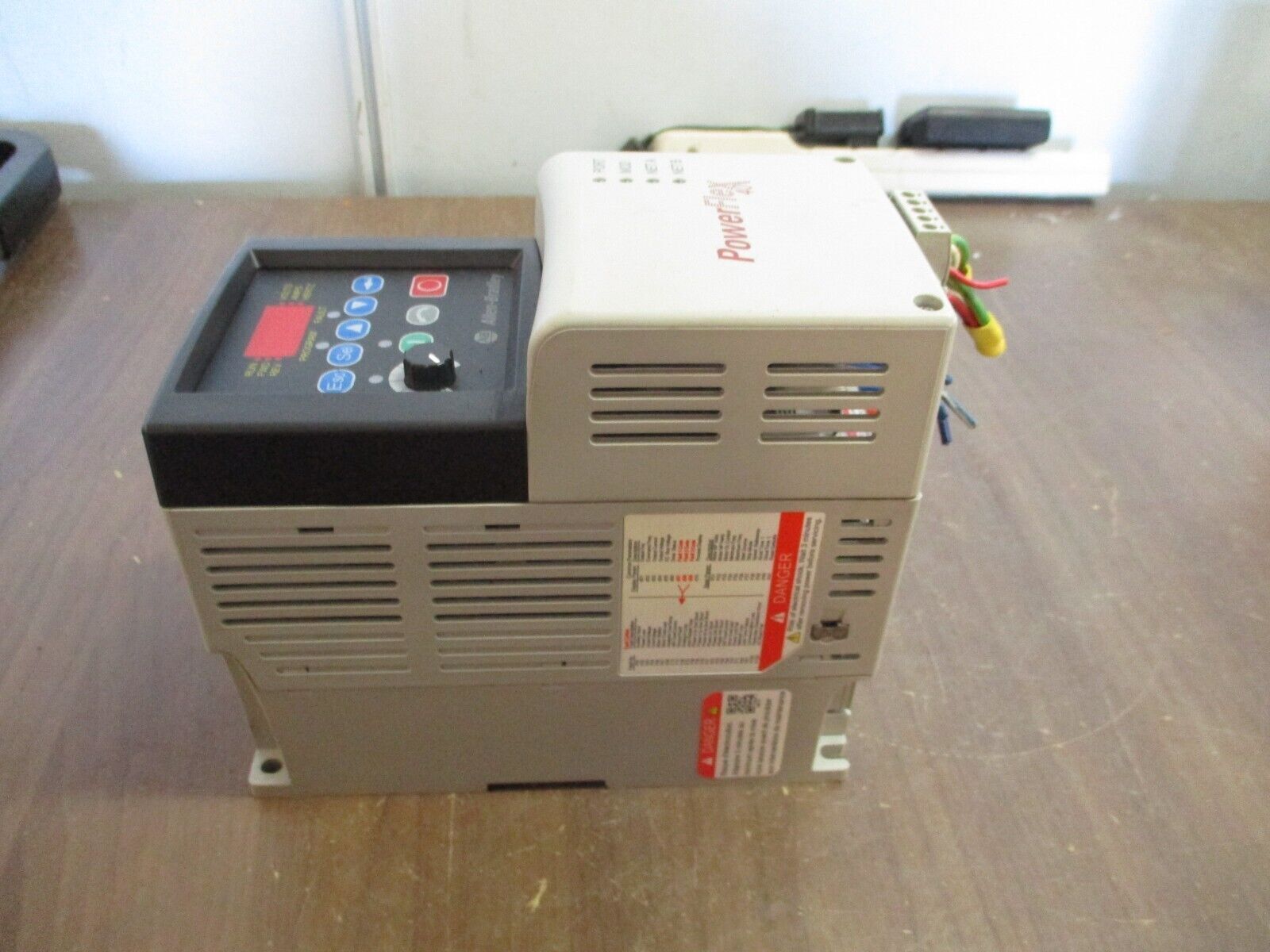Allen-Bradley PowerFlex 40 AC Drive 22B-D1P4N104 0.5HP 3Ph Used