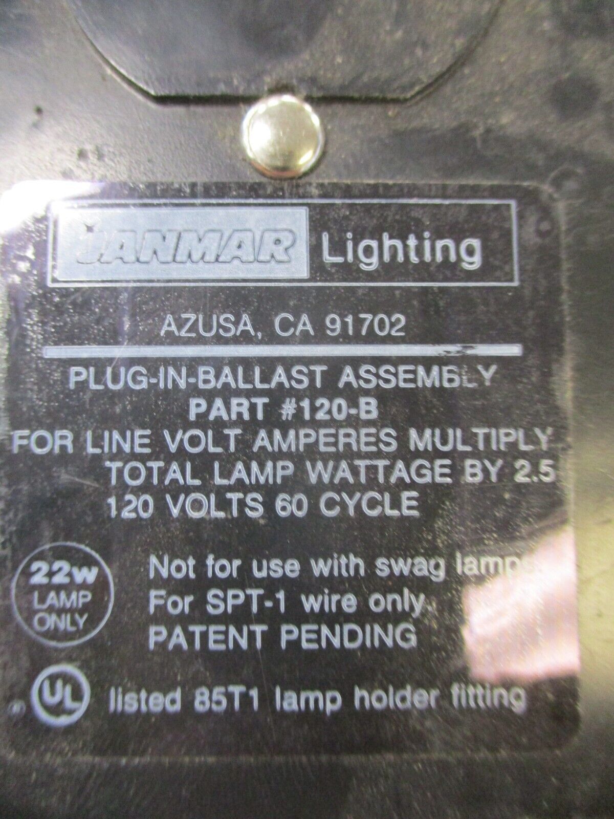 Janmar Lighting Plug-In Ballast Assembly 120-B 120V 60HZ Used.