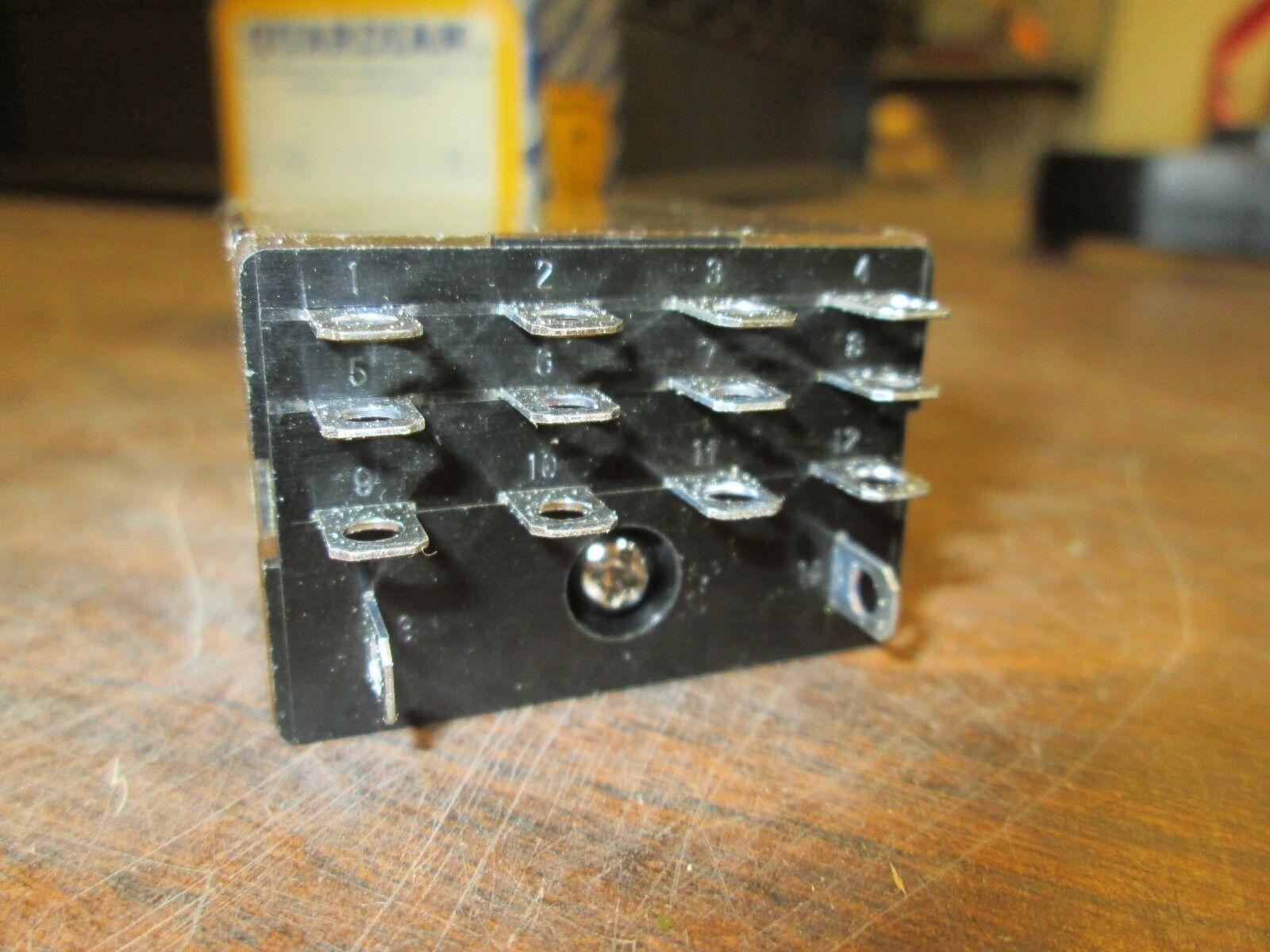 Guardian Relay 1380 4C-120A 10A 120VAC New Surplus