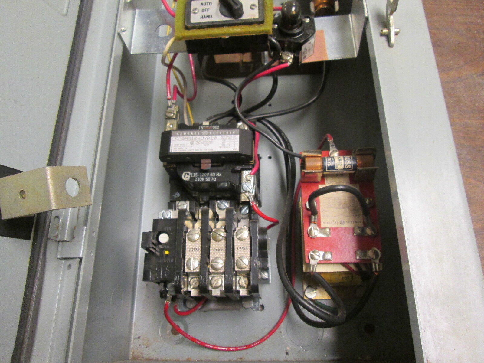 GE Fusible Combination CR308B104DYA10 115-120V Coil Size 0 18A 600V Used