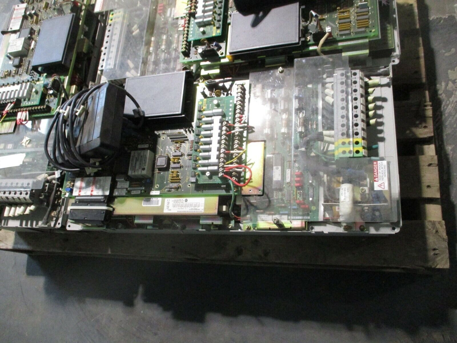 Allen-Bradley 1336 Plus AC Drive 1336S-BX040-AX-EN-L6 Ser. B 40HP 3Ph Used